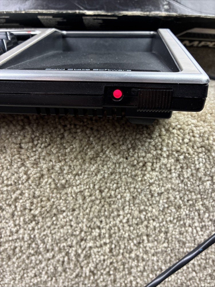 Texas Instruments TI-99/4A Home Computer POWERS UP,RED LIGHT ON!
