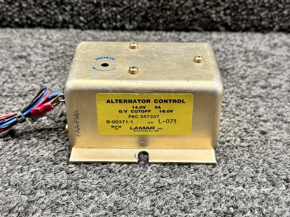 B-00371-1 Lamar Alternator Controller (14V, 5A)