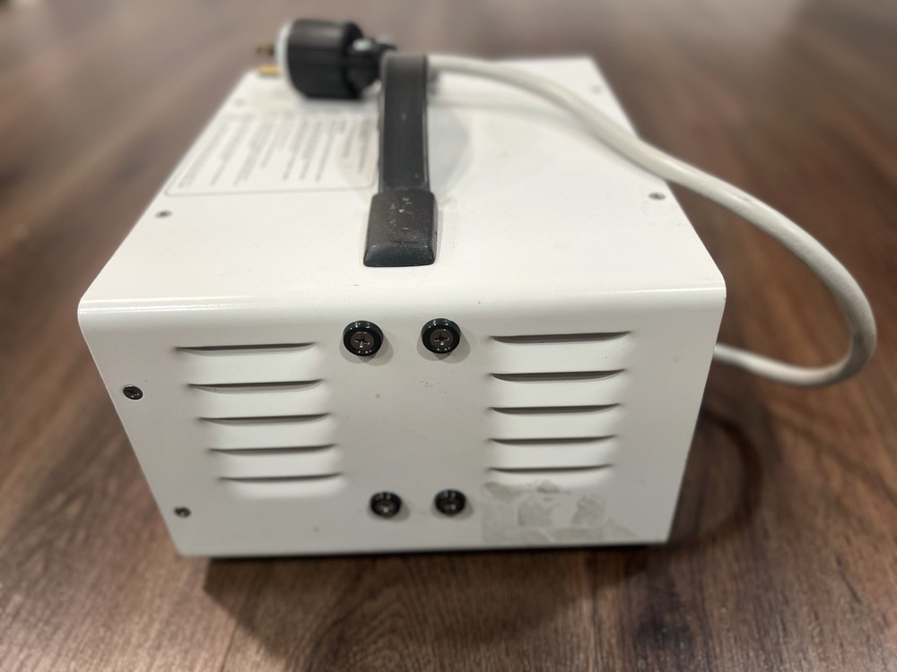 CUDA FiberOptics HLS-250 Halogen light Source