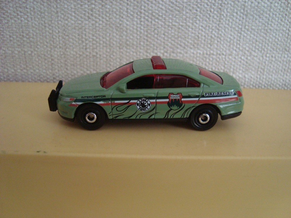 Matchbox Ford Interceptor Fire Rescue In Green  MINT