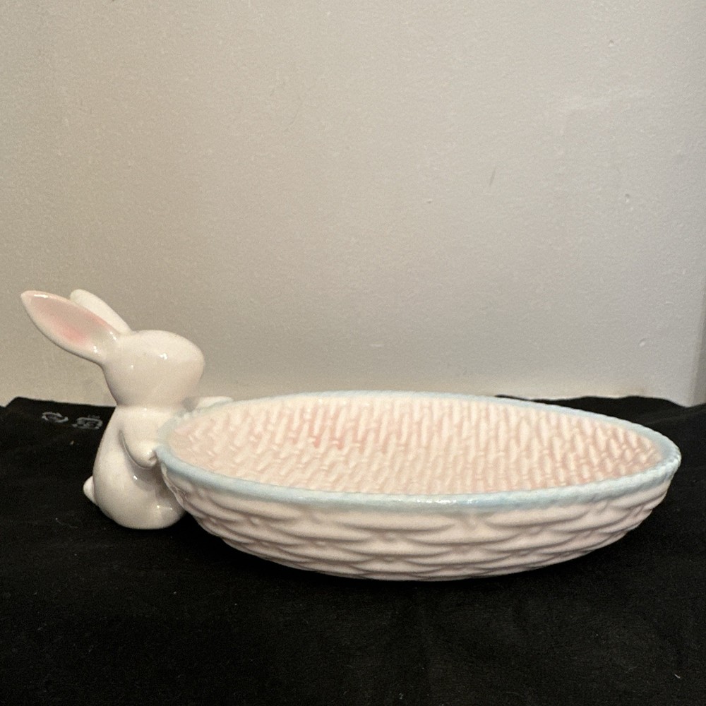 Pre-owned Bunny Shaped Candy Egg Dish