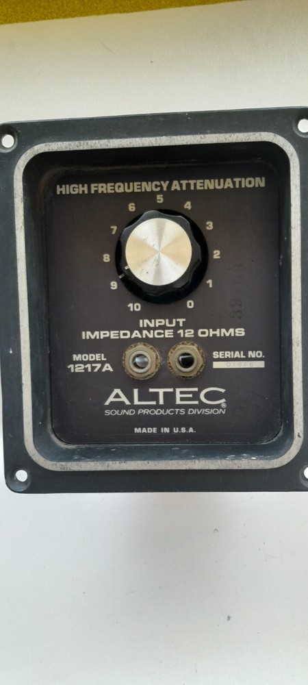 ALTEC 1217A crossover Attenuation 12 0hms Input tested perfect 2 available