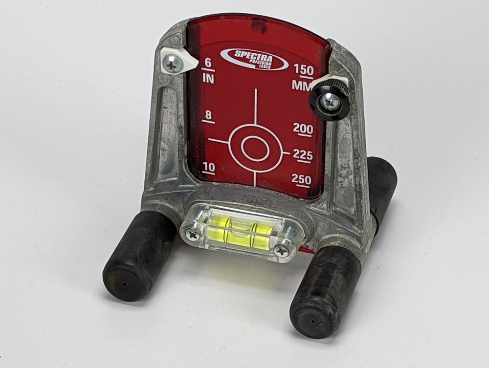 Spectra Precision DG711 Pipe Grade Level Laser W/ Case