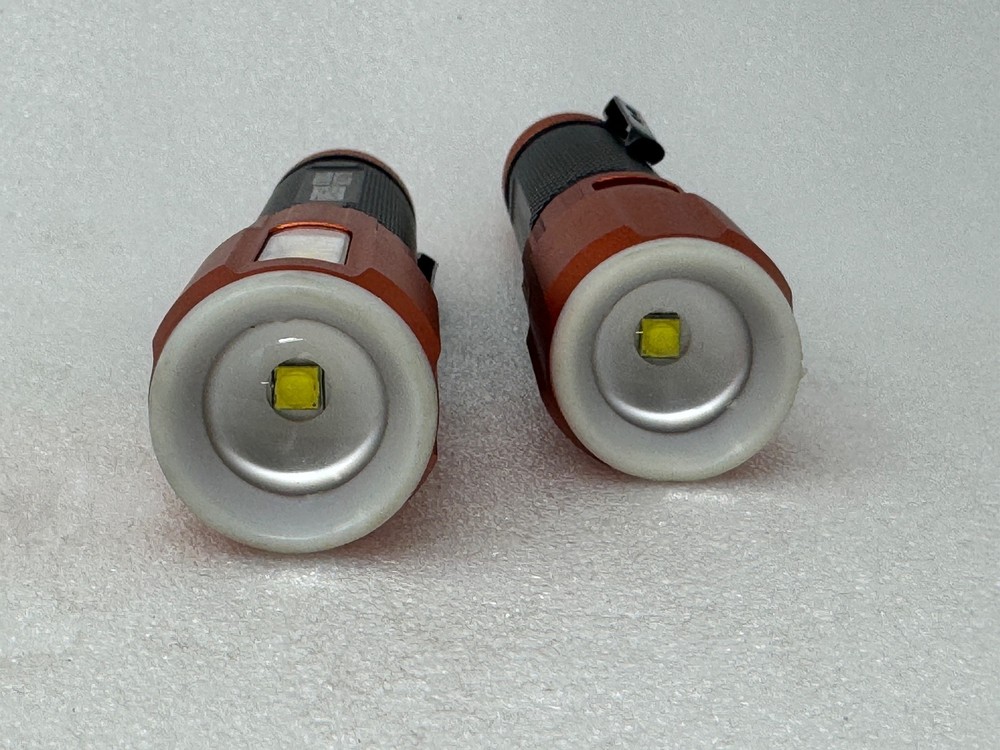 [2-PACK] KLEIN TOOLS [56412] RECHARGEABLE LED 2-IN-1 WORK LIGHT / FLASHLIGHT