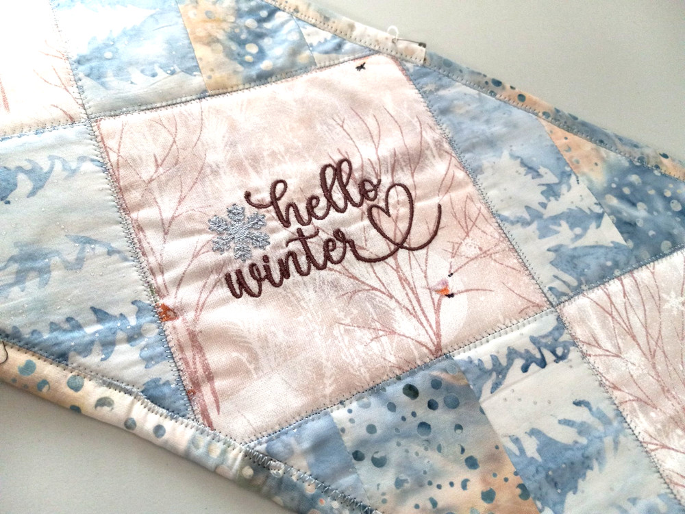 Tablerunner - Handmade Quilted - Winter