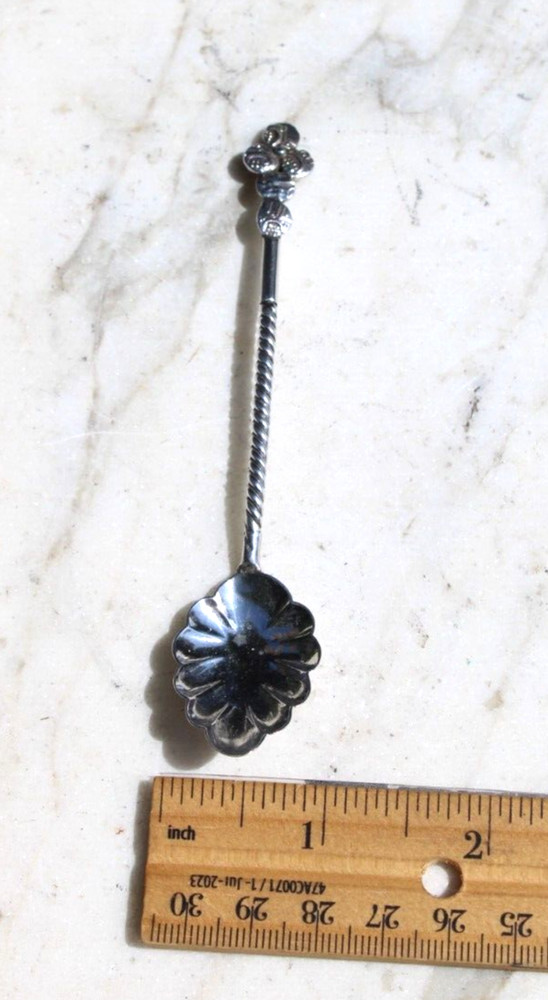 Antique Silver Berry Spoon w/Twisted Handle Shell Shape-#B1