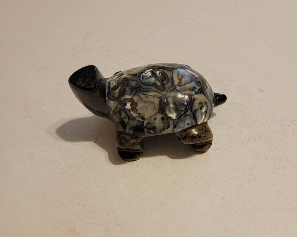 COLLECTIBLE 5-INCH BLACK STONE & ABALONE SHELL TURTLE NICE!