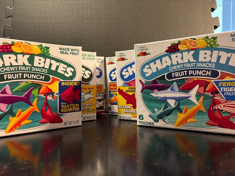 Shark Bites fruit snacks - 6 empty custom design display boxes