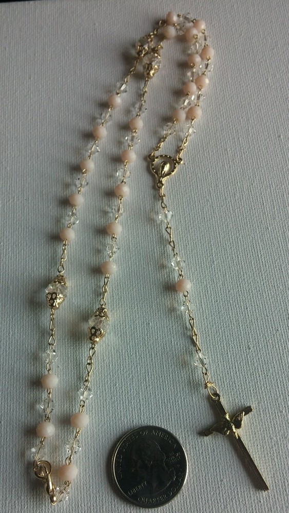 BEAUTIFUL HANDMADE ROSARY WITH CRYSTAL BEADS.