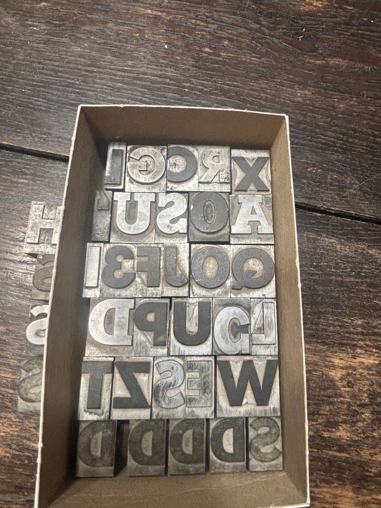 Letterpress lead Font 35 letters
