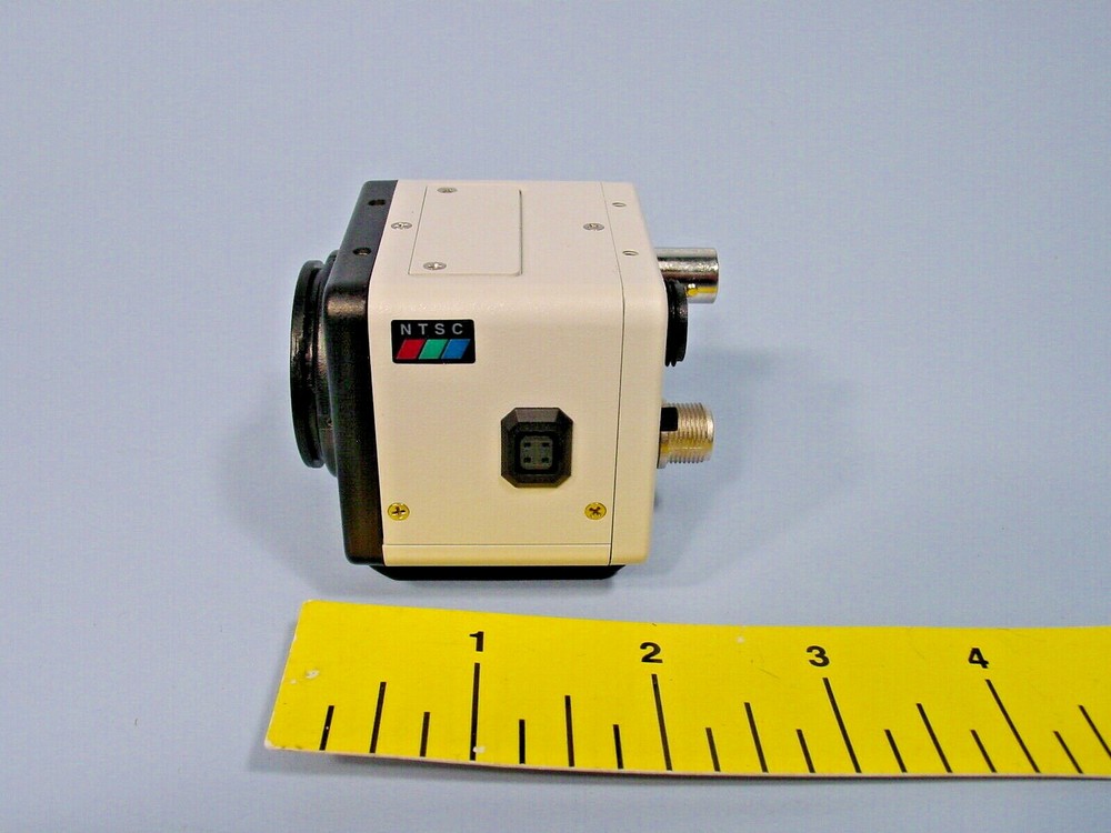 *Hitachi VCC-151A NTSC CCD Box Camera