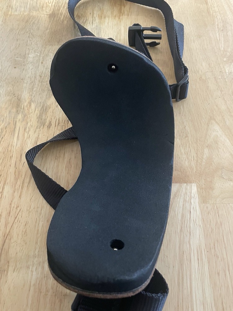 Holzer Handheld Camera Shoulder Pad for Professional Camera Operators