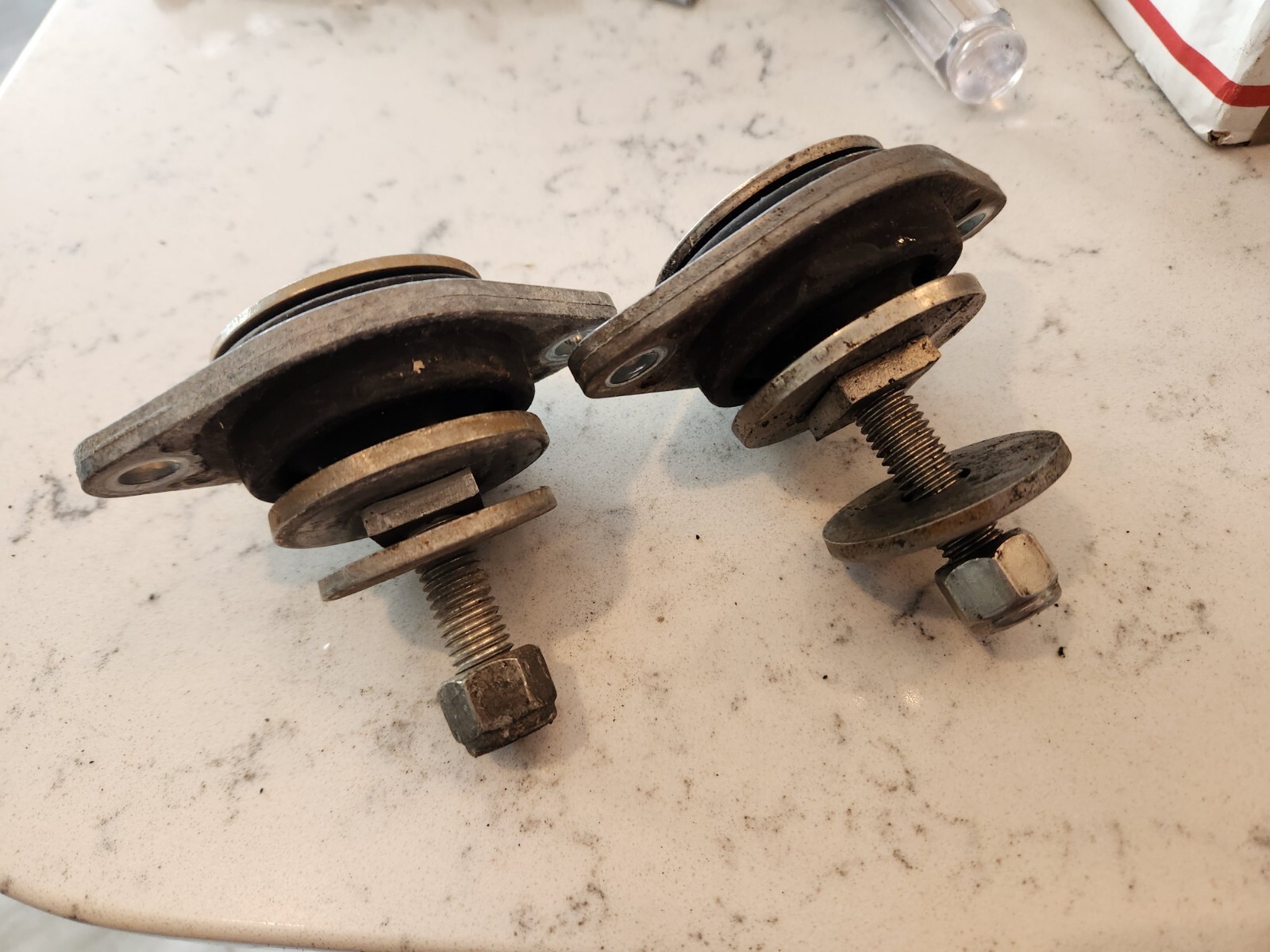 Volvo Penta DP-SM SX-M  Rear Engine Mounts 3857439 PAIR OF MOUNTS