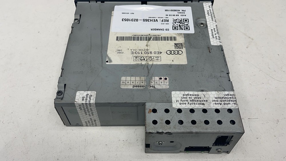 AUDI A8 S8 D3 4E 2008-2010 CD CHANGER 4E0035110E