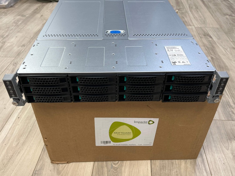 Intel H2312XXLR2 Server Case 2U Rack-Mountable Silver