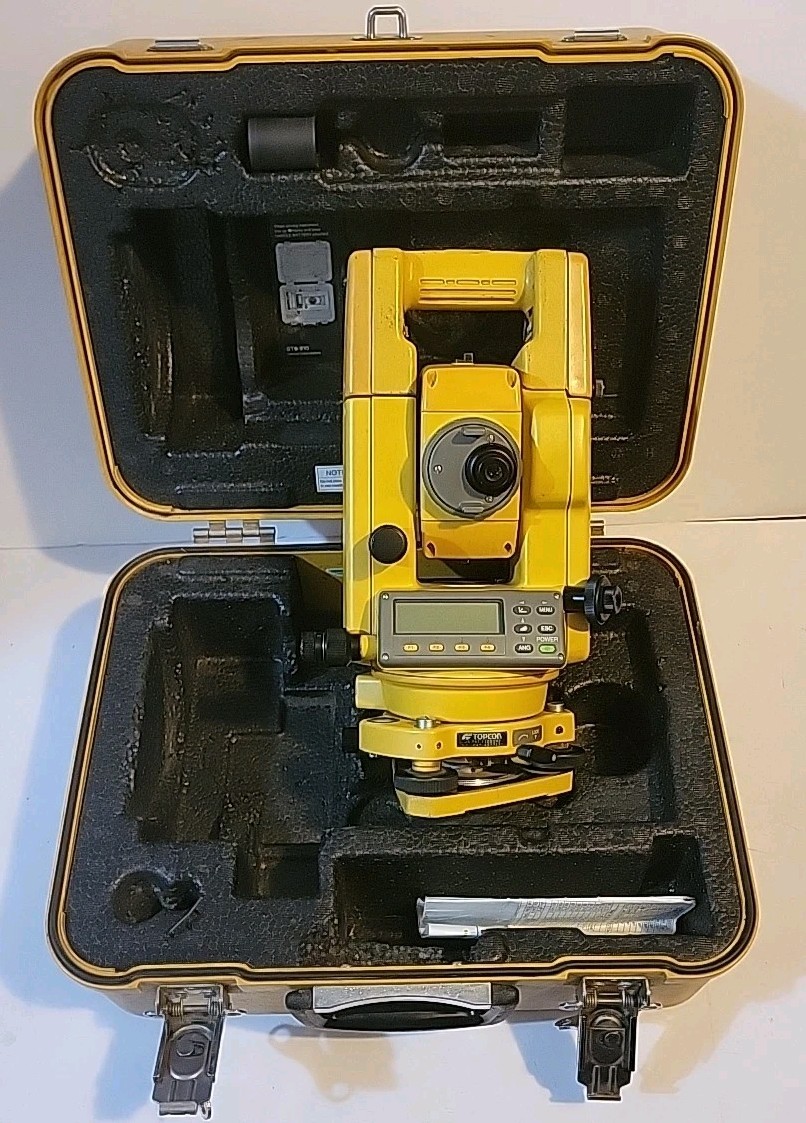 Topcon GTS-312 Total Station - FOR PARTS OR REPAIR