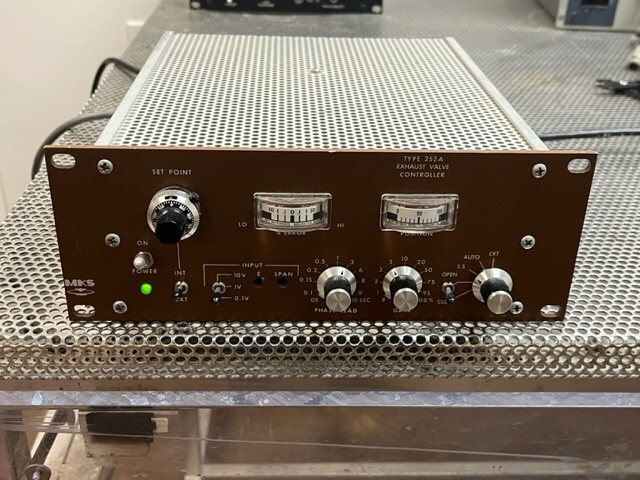 MKS CONTROLLER TYPE 252A-1-VPOSPPC