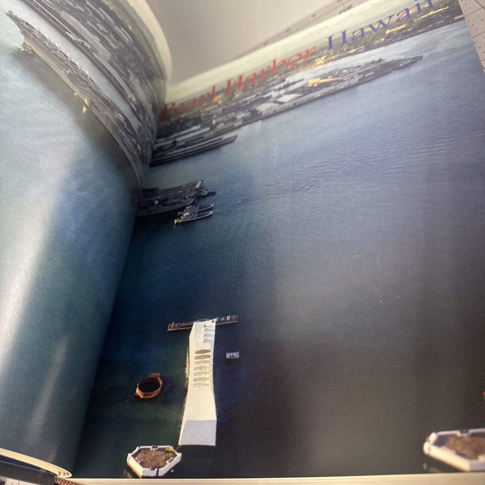 USS INDEPENDENCE CV-62 FINAL DEPLOYMENT CRUISE BOOK YEAR 1998 U S NAVY Carrier