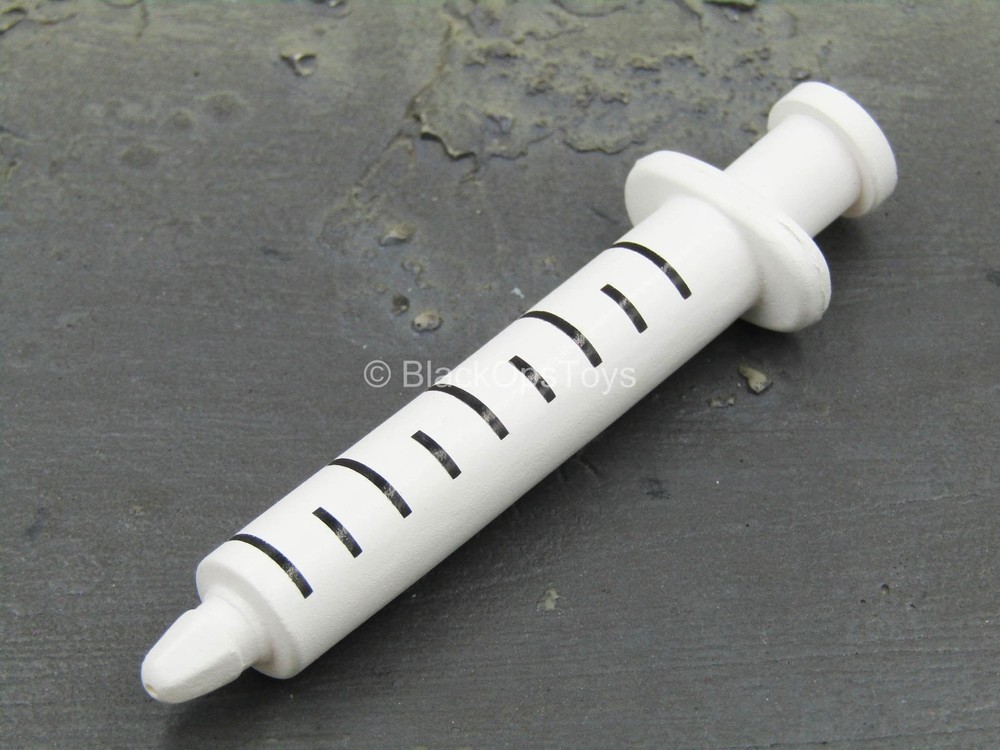1/6 Scale Toy Lucci - Large Syringe