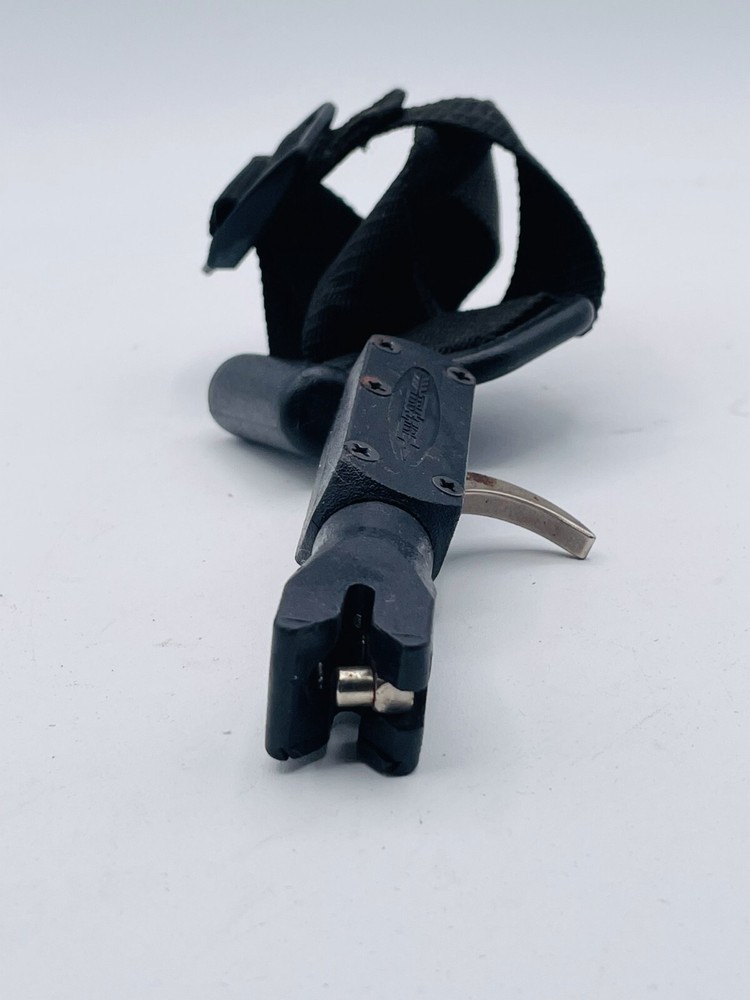 Tru-Fire Magnum Archery Compound Bow Caliper Release Aid Black Adjustable Strap