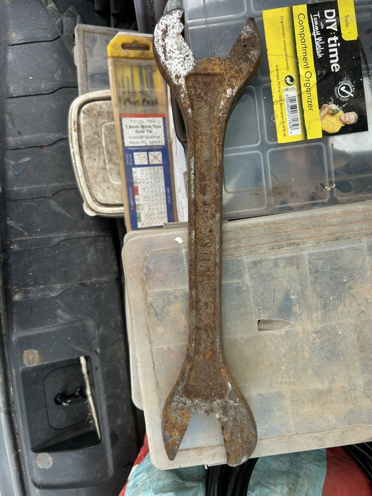 Vintage No.4 'FASTNUT' Spanner