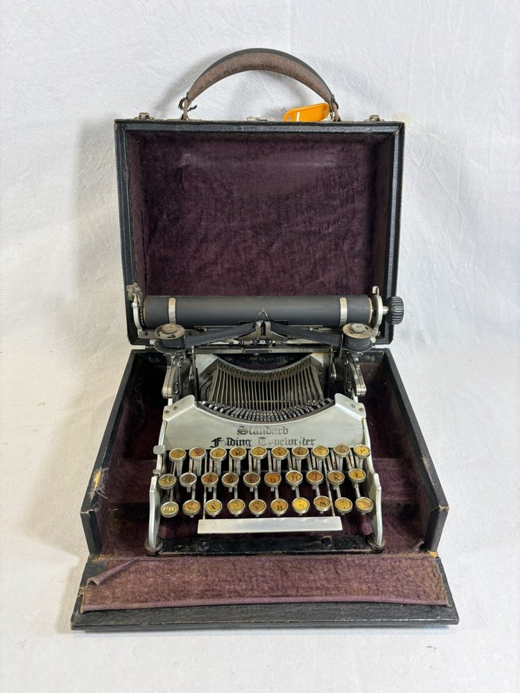 Standard Folding Typewriter 1910s