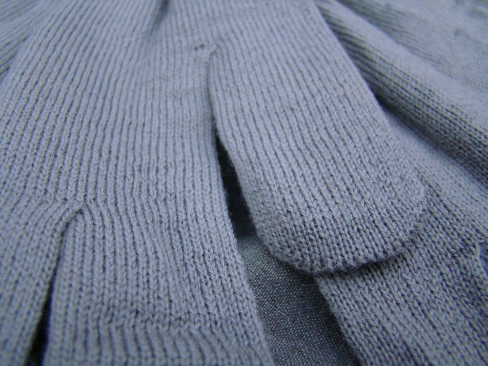 USGI Cold Weather Lightweight Glove Inserts size Medium / Large Grey - New