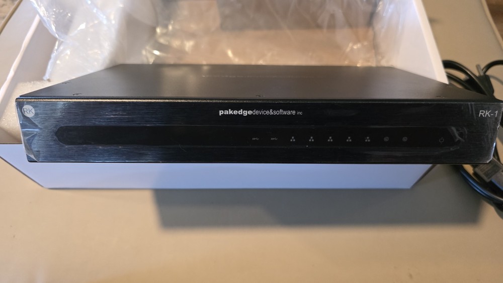 Pakedge RK-1 Device Software Router