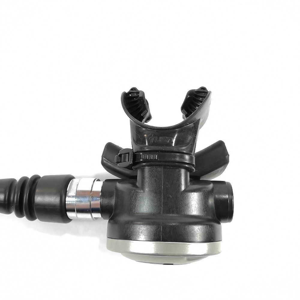 TUSA Scuba Diving Regulator Set 1st & 2nd Stage Balanced Piston First Second 686