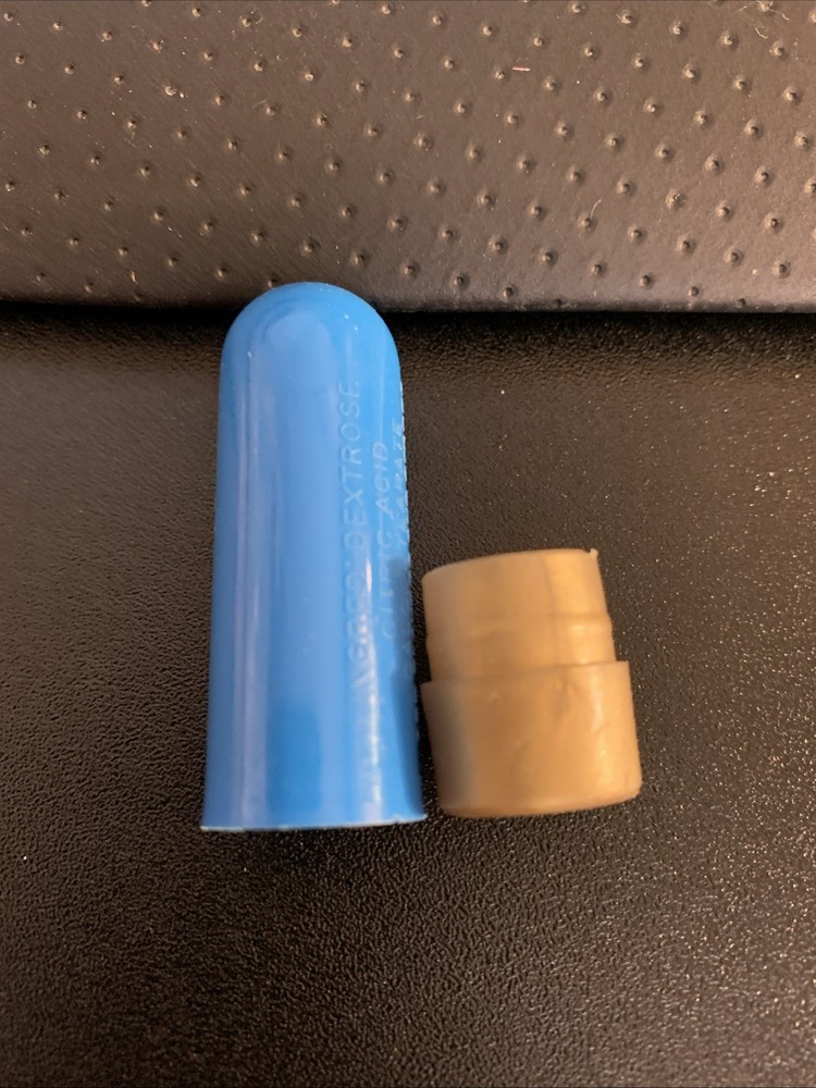Vintage: 1981: CeDe CANDY LIPSTICK Plastic Container: 2.25” : BLUE