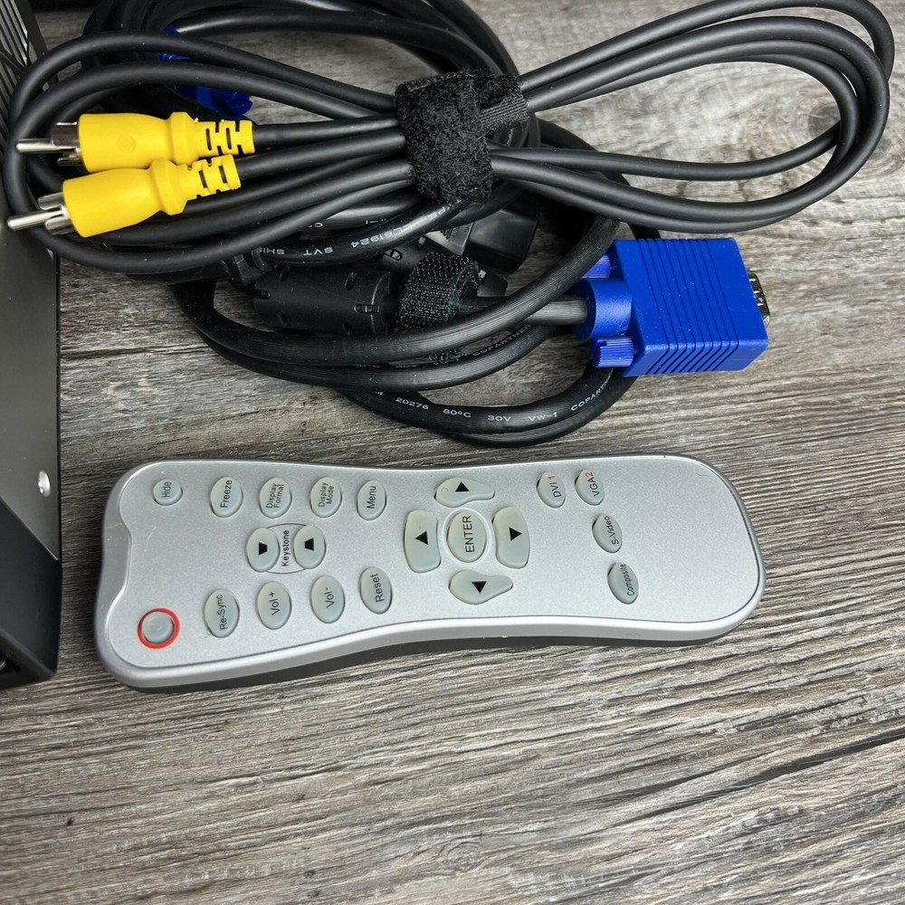 Vintage Optima EP719 DMD Projector With Case