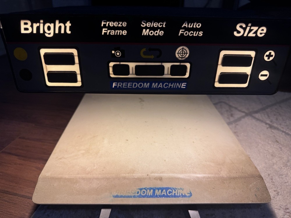 Vision Technology Freedom Machine FM2000 Desktop Magnifier