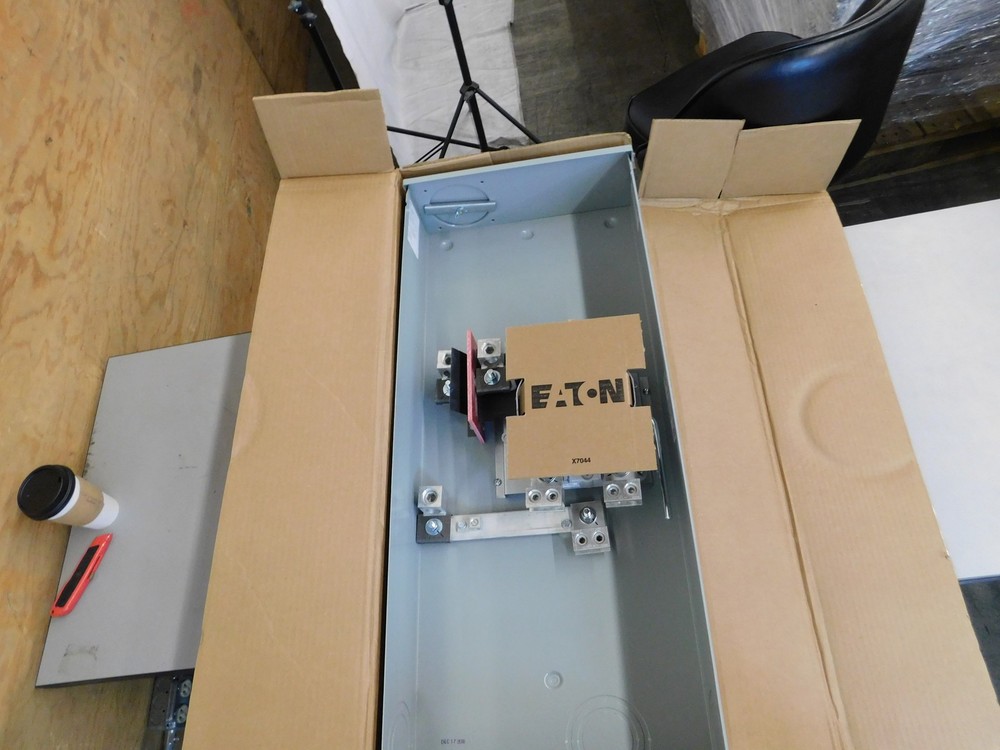 Eaton UTH43369UCH Meter Sockets