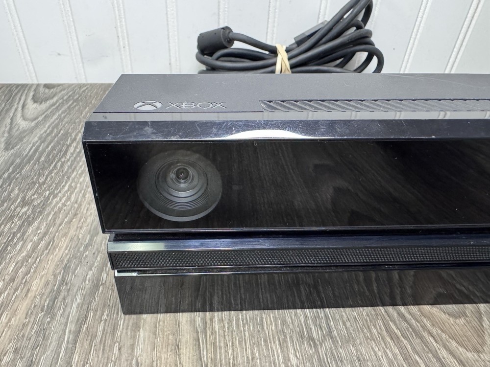 Microsoft Xbox One Kinect Wired Motion Sensor Black Model 1520 OEM