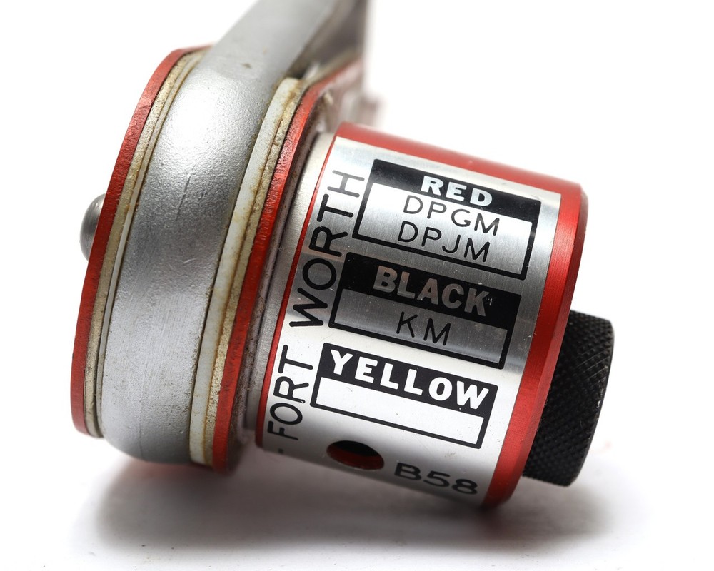 DMC M-200 Crimping Tool