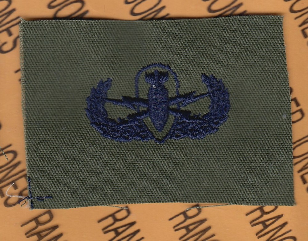 USAF Basic EOD Explosive Ordnance Disposal OD Green & Blue badge cloth patch