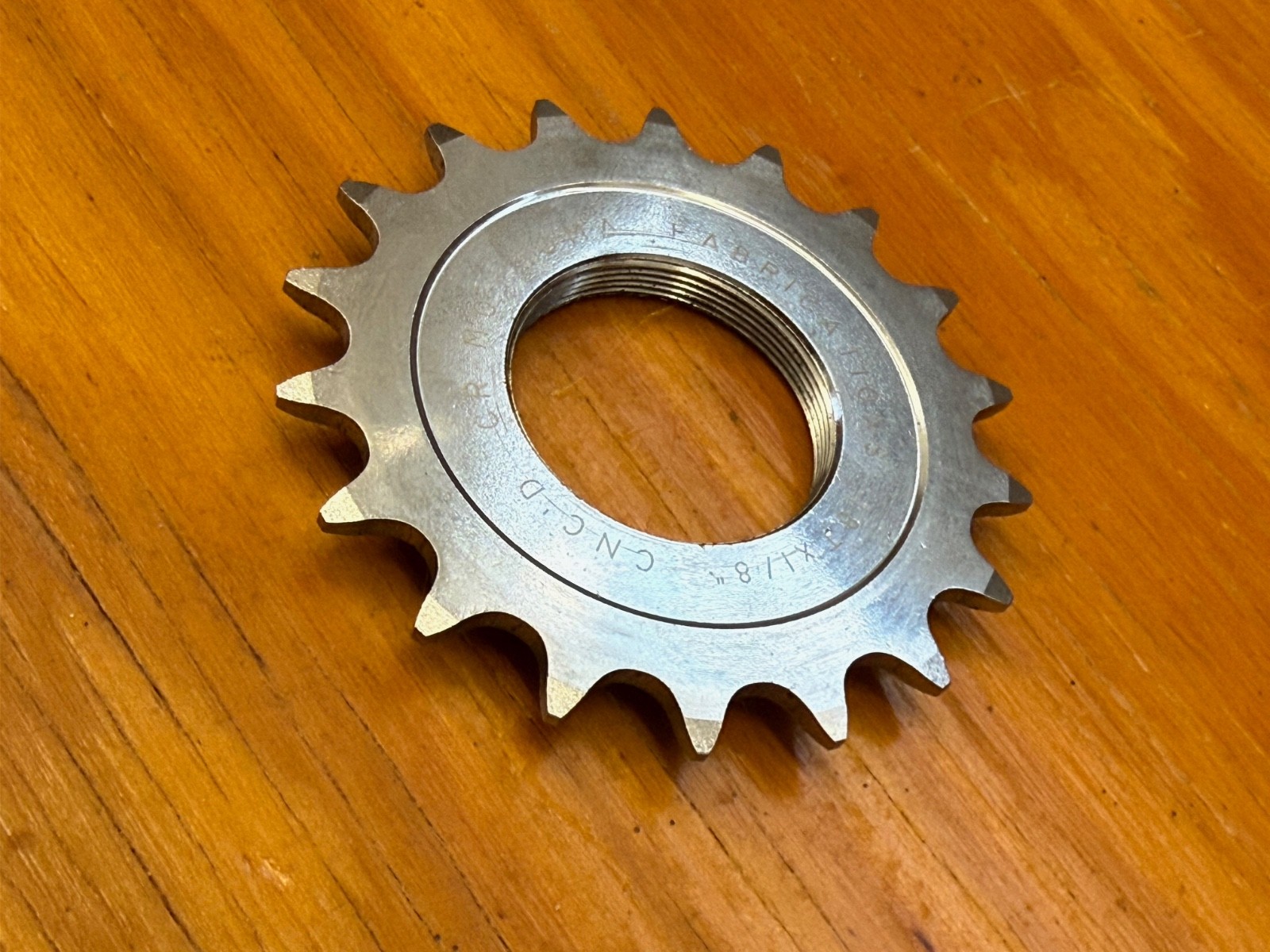 CNC'D CR-MO Steel Pista/Track Cog 18T ISO Thread 1/8" Chain, never used