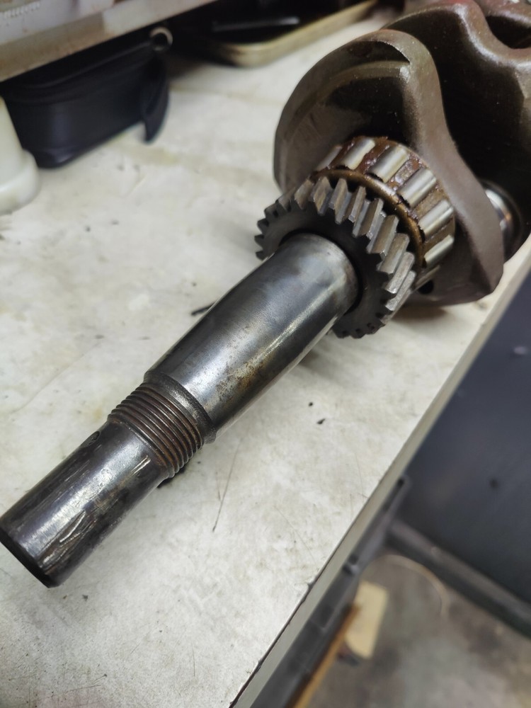 Wisconsin VH4D Crankshaft CA71A