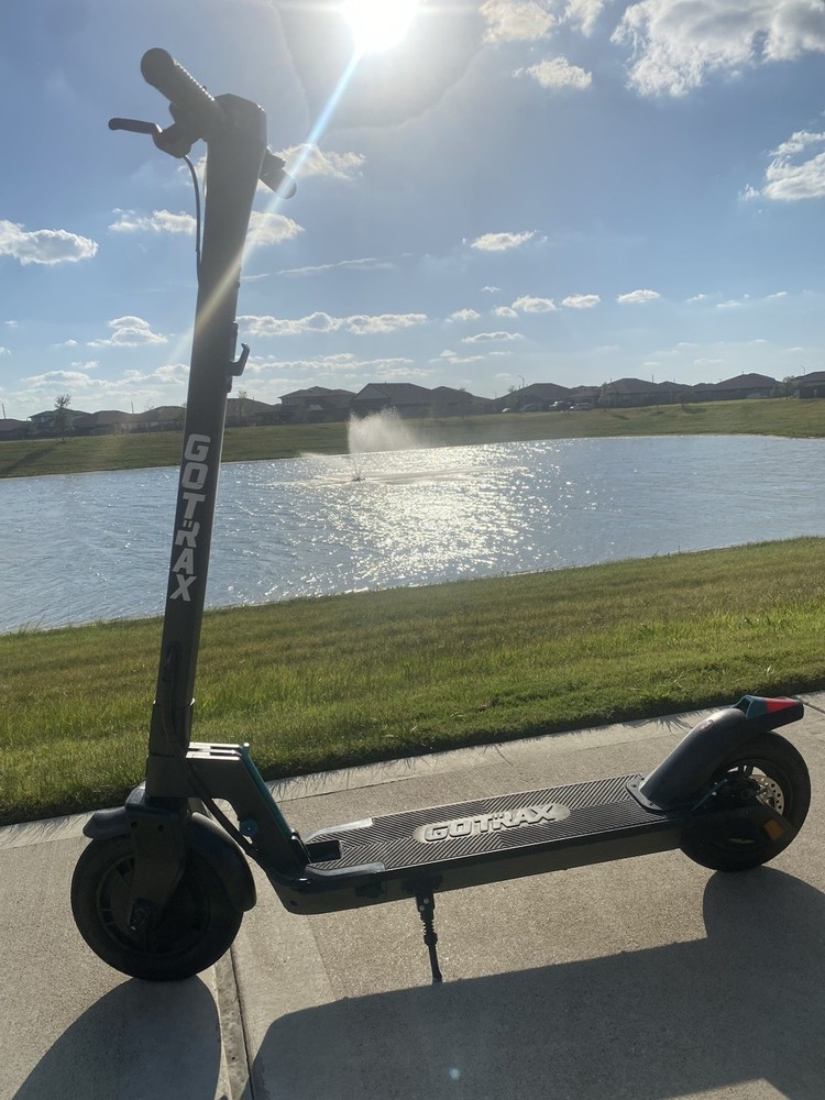 GOTRAX Electric scooter
