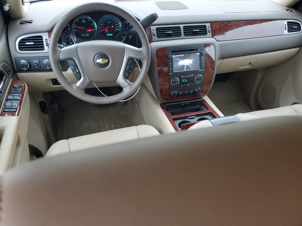 Fuse Box Engine Fits 10-14 ESCALADE 4879766