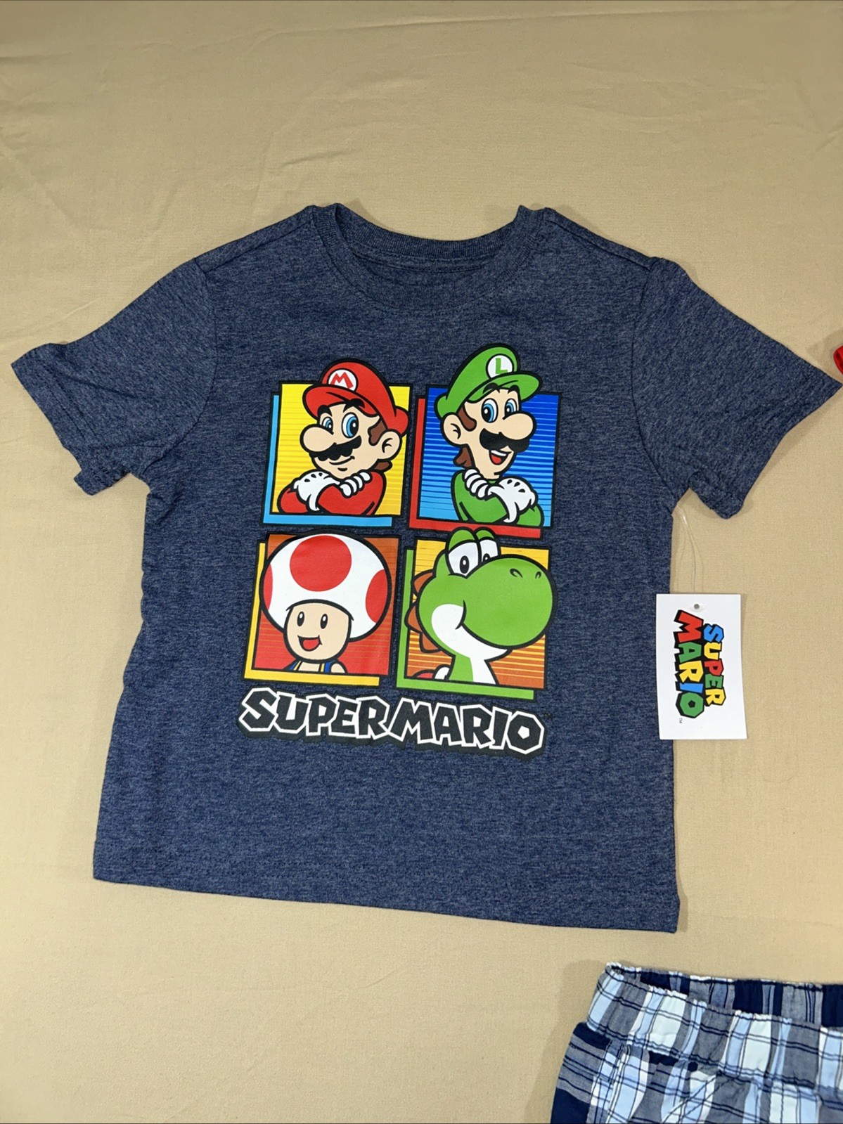 Nike Super Mario boys spring clothing lot shirts shorts size 4/5