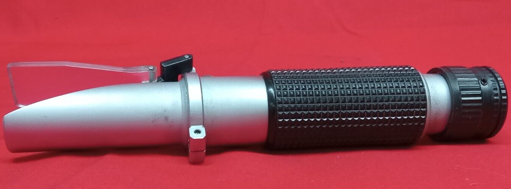 PORTABLE REFRACTOMETER COOLANT TESTER +/-2% RATIO