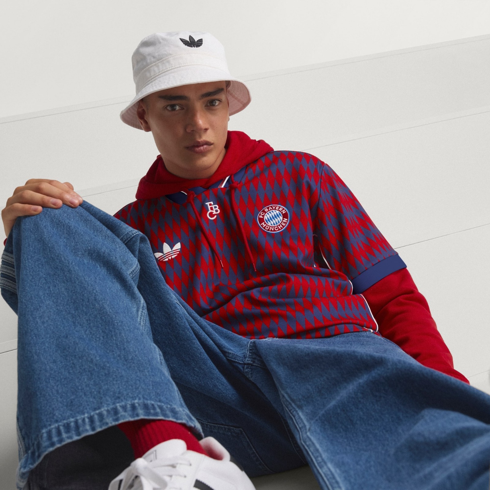 Adidas FC Bayern Munich LFSTLR Men's Soccer Jersey JM9421