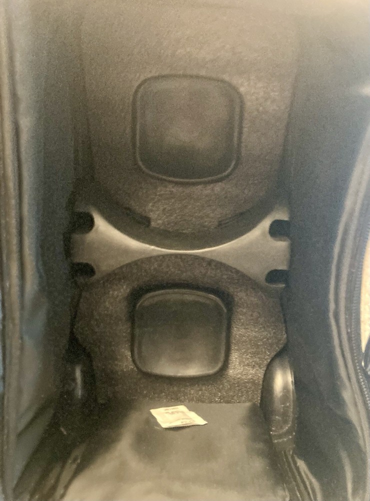 Storm Rolling Thunder bowling bag for 2 Balls retractable locking handle wheels