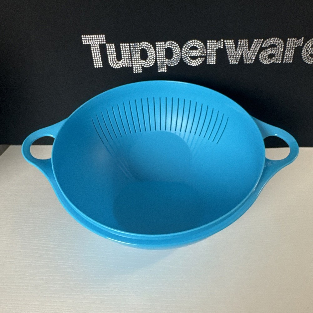 Tupperware Thatsa Colander Multifunction Double Handle 19 cup Light Blue New