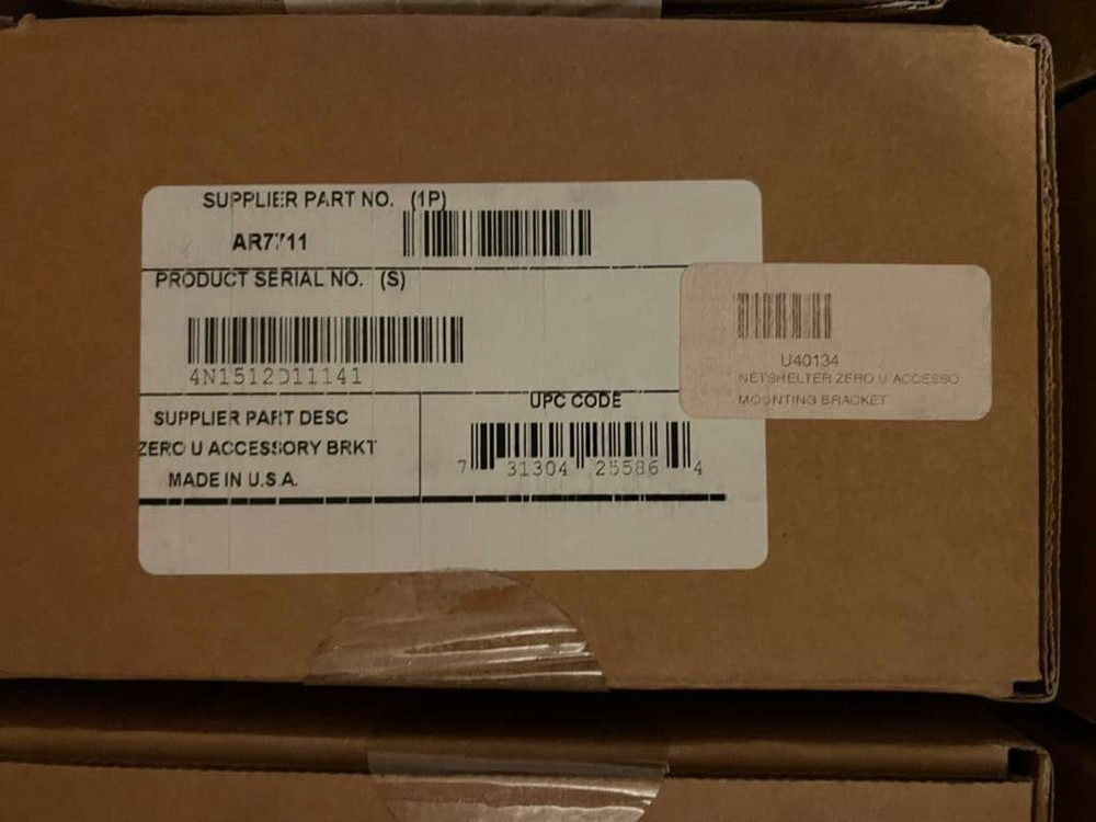 APC NetShelter Zero U Accessory Mounting Bracket AR7711