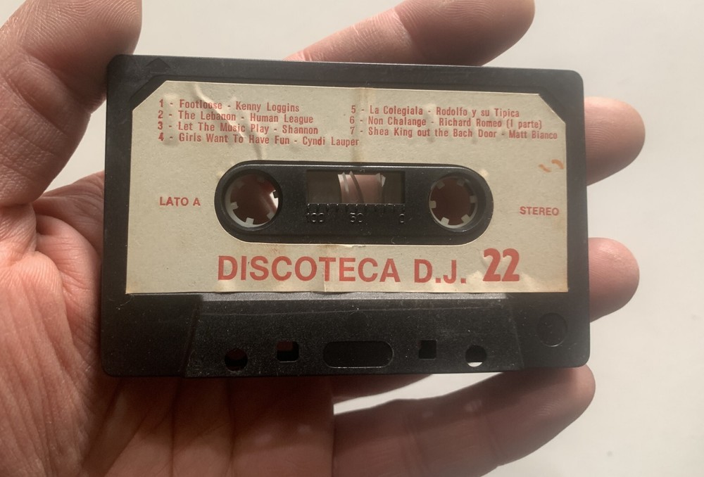 D.J. DISCO MUSIC CASSETTE 22