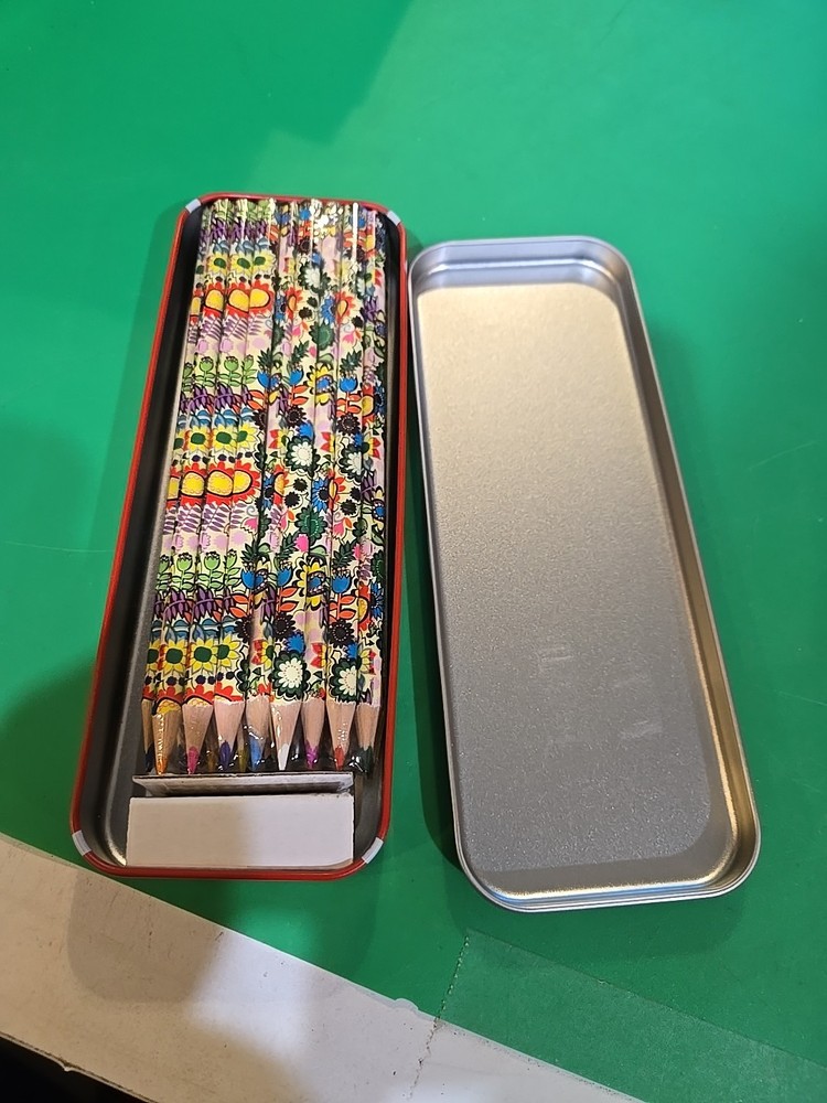 Colored Pencils/ Box 24 Count (B)