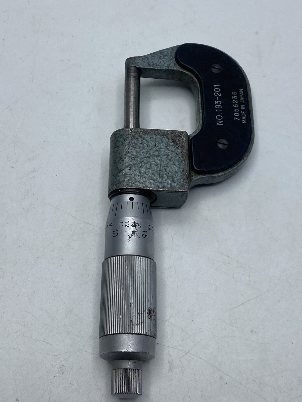 Mitutoyo 193-201 Rolling Digital Outside Micrometer, 0-1" Range
