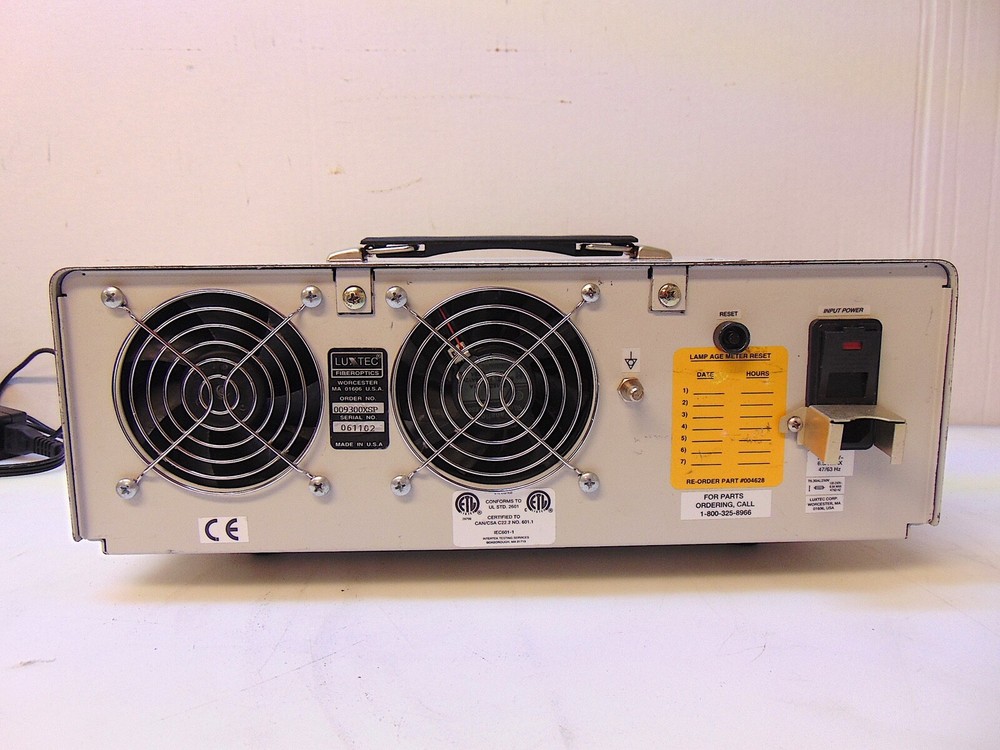 Luxtec Fiberoptic Light Source Model 9300XSP S5746